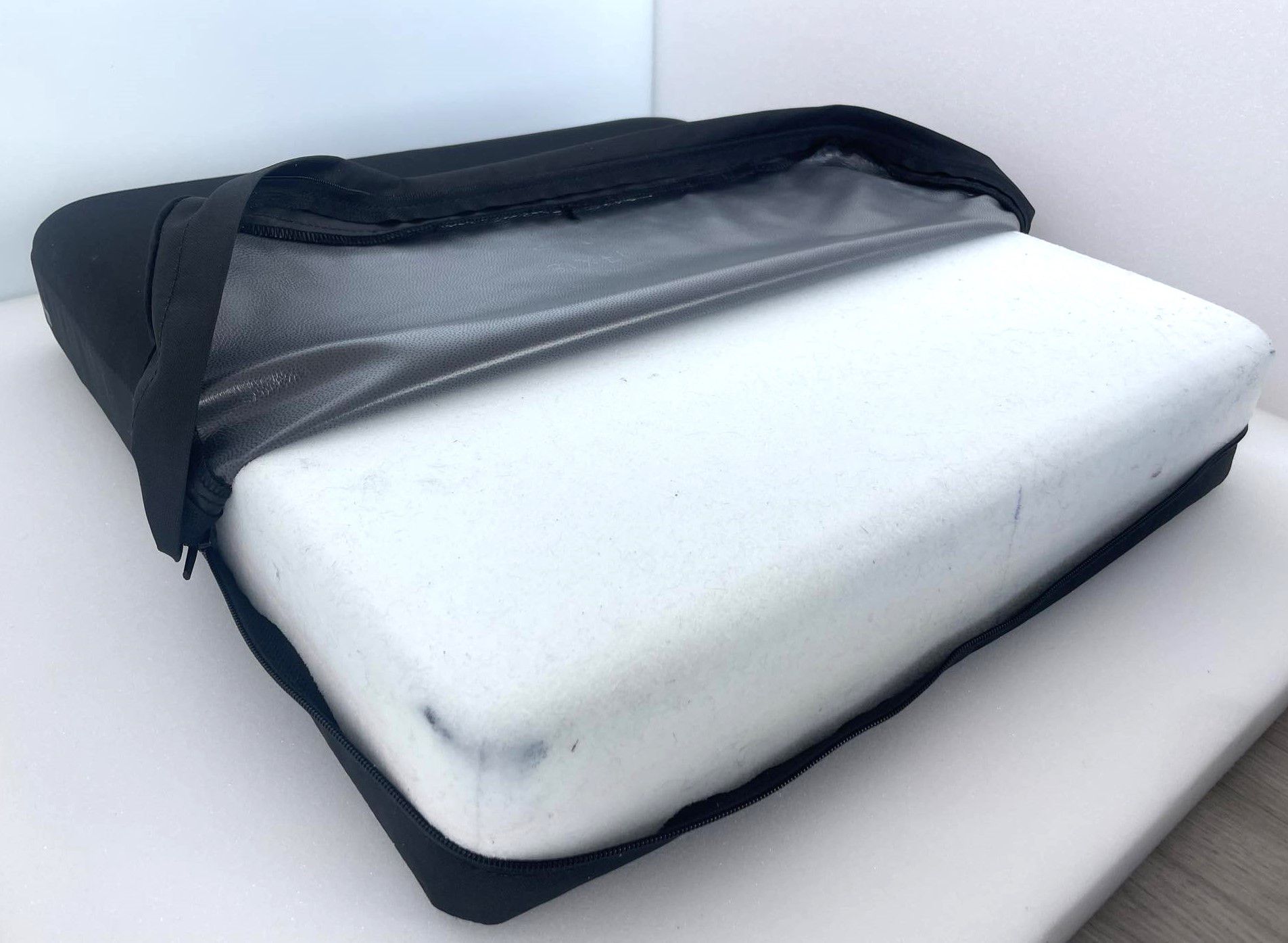 Multi Multi cushion interior